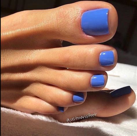 pretty toe colors